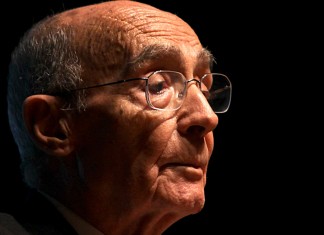 Poema à boca fechada- José Saramago