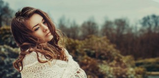 Por que pessoas sozinhas permanecem sozinhas?