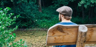 Nem sempre o silêncio é esquecimento Nem sempre o silêncio é esquecimento