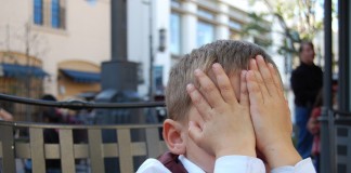 Por que a gente sente vergonha alheia?