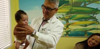 Médico ensina técnica para acalmar o bebê em segundos