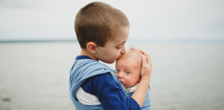 Concorrência desleal: Os riscos da chegada de um irmãozinho ao lar