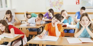 As escolas que (de)formam nossas crianças e adolescentes