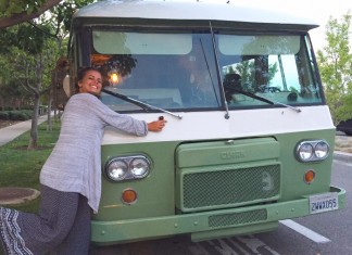 Mãe, tô na Califórnia morando numa van vintage chamada Lolita
