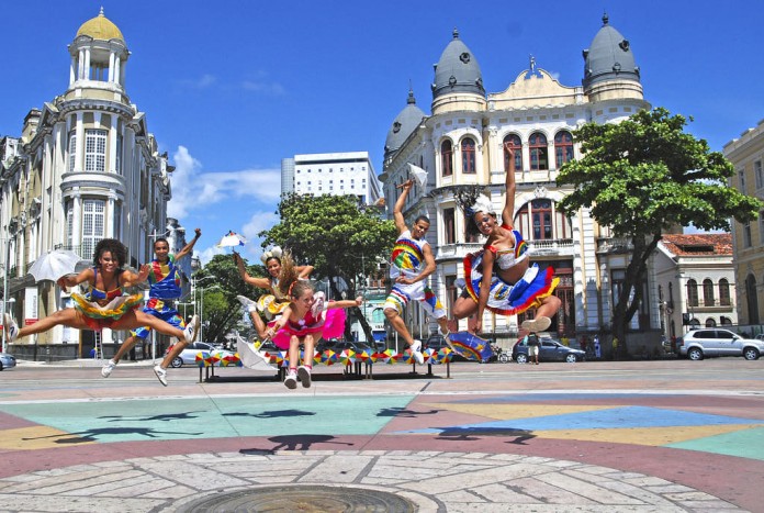 Frevo-recife A terra de onde viemos