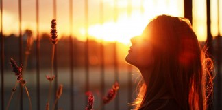 Olá, Dona Tristeza! Não sabia que viria hoje… Olá, Dona Tristeza! Não sabia que viria hoje…