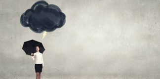 Cuidado! Tem gente usando a crise para levar seus sonhos embora. Cuidado! Tem gente usando a crise para levar seus sonhos embora.