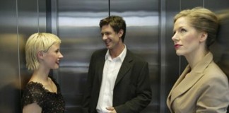 De que adianta falar quatro idiomas e não dizer “bom dia” no elevador? De que adianta falar quatro idiomas e não dizer “bom dia” no elevador?