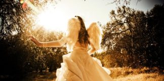 Por que será que temos essa mania de criar tantas expectativas? Por que será que temos essa mania de criar tantas expectativas?