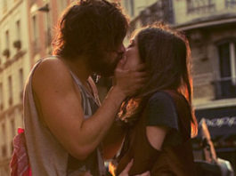 Quem é verdadeiramente feliz não precisa de plateia