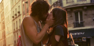 Quem é verdadeiramente feliz não precisa de plateia