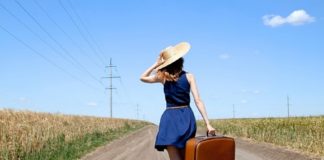 Consciência leve e pouca bagagem. Vida, agora é para valer!