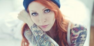 Ela é o caos Ela é o caos