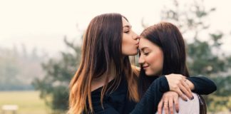 10 coisas que a sua irmã mais velha jamais vai admitir para você