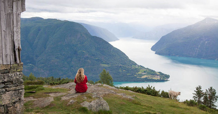 Americana viaja o mundo e elege Noruega como lugar mais lindo