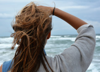 Um dia a gente aprende que o lugar de pessoas tóxicas é bem longe da nossa vida