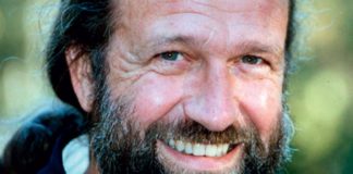 Sorrir amortece a ocasião: Jean-Yves Leloup nos encoraja a conservar o interior. Entenda!