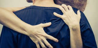 Quem sofre de dependência precisa de um médico. Não de um amor.