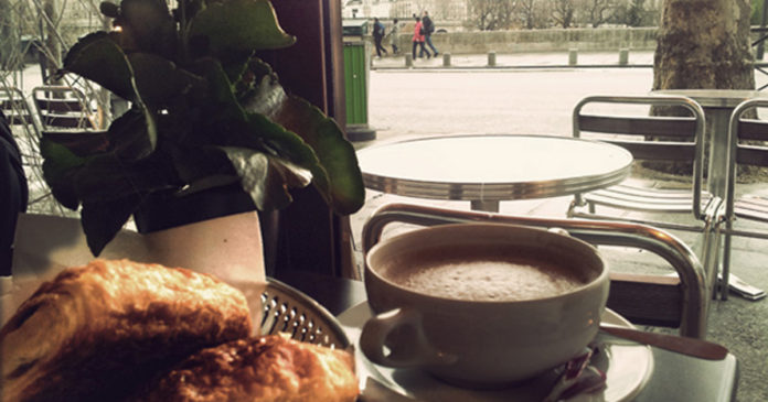 café Preparo minha vida ou um café?