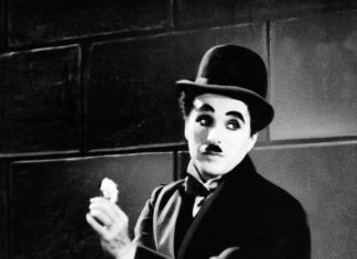 Não tenho problemas com quem não gosta de mim e sim com quem finge que gosta