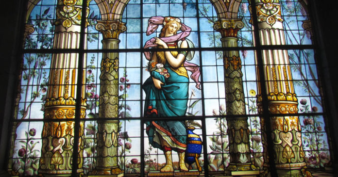 Pegue todos os seus estilhaços e monte um belo vitral