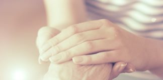 Algumas despedidas devastam a gente