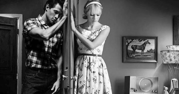 AMOR-CLARA “Eu te amo” está mais rodado que nota de 2 reais