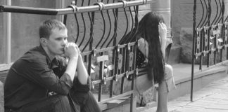 Cobranças sufocam qualquer relacionamento Cobranças sufocam qualquer relacionamento