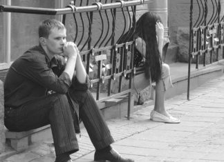 Cobranças sufocam qualquer relacionamento