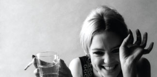 Quando a gente ama, mas não gosta mais Quando a gente ama, mas não gosta mais