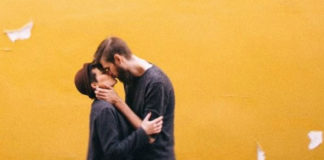 O amor tem cinco fases. Mas a maioria das pessoas fica estagnada na terceira