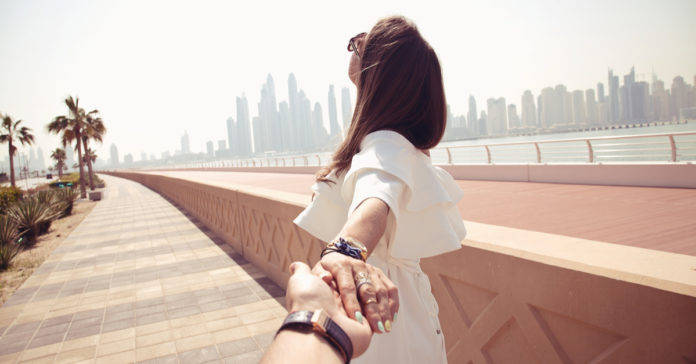 shutterstock_411091612 Para entrarmos juntos no Ano Novo ali em frente.