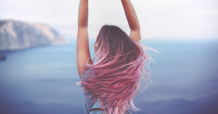 Se for amar, não cobre e nem espere recompensas. Voe!