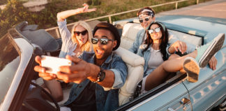 Relações baseadas na propaganda! A gente compra o apelo, não o produto.