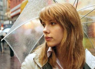 Viver com pena de si mesmo só serve para torná-lo fraco e afastar as pessoas