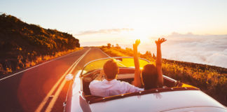 Lista de prioridades: sumir, viajar sem destino, cair no mundo Lista de prioridades: sumir, viajar sem destino, cair no mundo