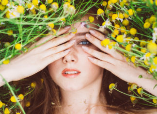 A gente costuma ver amor onde não tem