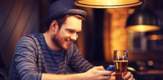 Estar solteiro não significa estar disponível