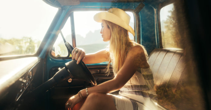 shutterstock_426811513 Pessoas livres não enclausuram outras pessoas