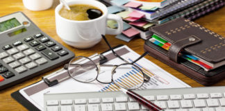 Não está fácil para ninguém! Mas fica menos difícil para quem arregaça as mangas!