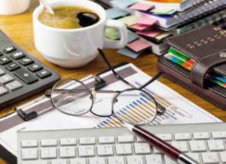 Não está fácil para ninguém! Mas fica menos difícil para quem arregaça as mangas!