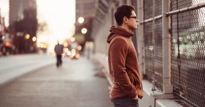 shutterstock_561259168 E a gente ainda pergunta por que o mundo vai mal.