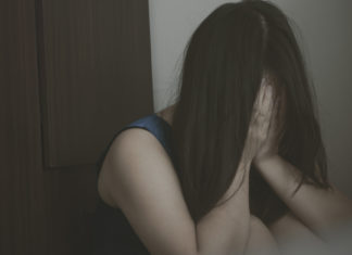 40% das mulheres que sofrem algum tipo de violência doméstica são evangélicas, diz pesquisa