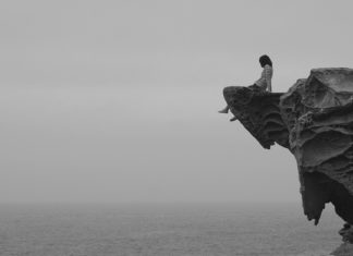 Trouxa é quem insiste em dar uma de esperto