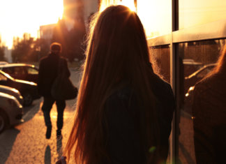 Cuidado com a carência: ela costuma ver amor onde não tem.