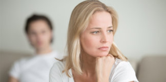 Quem não te valoriza é que sai perdendo Quem não te valoriza é que sai perdendo