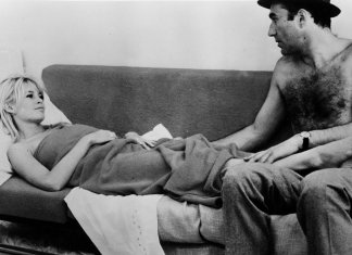 Moça, cá pra nós, não faz sentido ser sobra de alguém