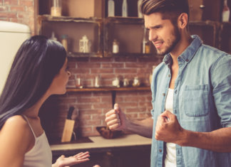 Quem acha que tudo é indireta tem a consciência pesada