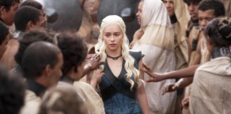 Haja humildade para descer dos altares e subir dos buracos a que nos submetemos espontaneamente