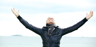 Se você quer viver uma vida feliz, amarre-se a uma meta, não às pessoas nem às coisas – Albert Einstein Se você quer viver uma vida feliz, amarre-se a uma meta, não às pessoas nem às coisas – Albert Einstein